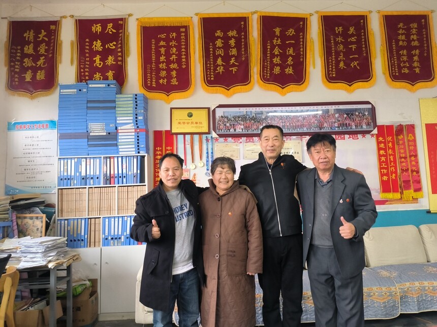 红19.jpg