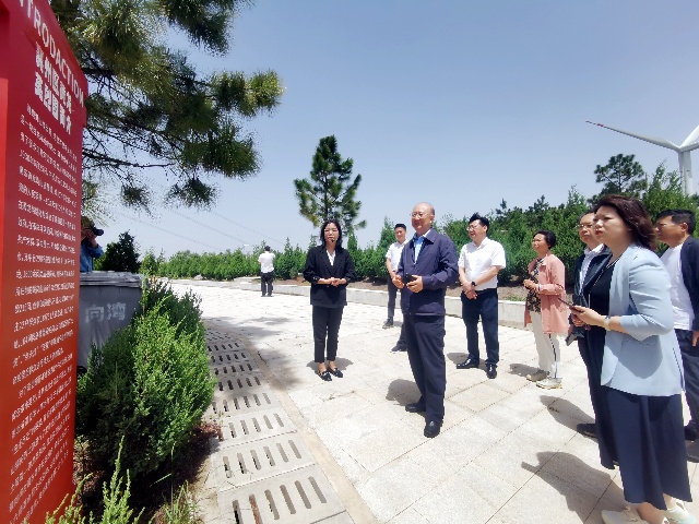 中国老促会到黄龙调研老区建设工作 (1)_副本.jpg